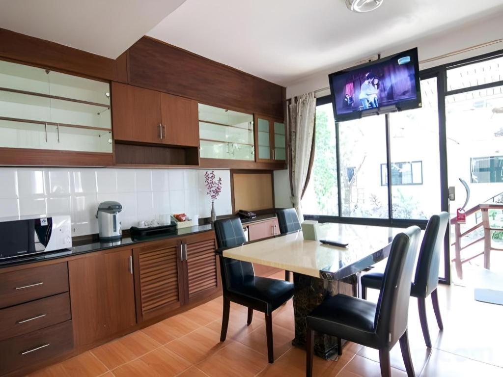 Chayada Garden House And Resort Hotel Накхонратчасима Экстерьер фото