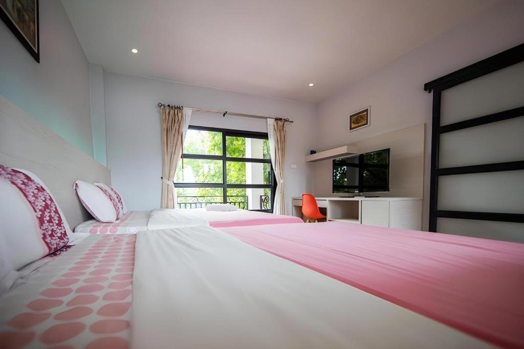 Chayada Garden House And Resort Hotel Накхонратчасима Экстерьер фото