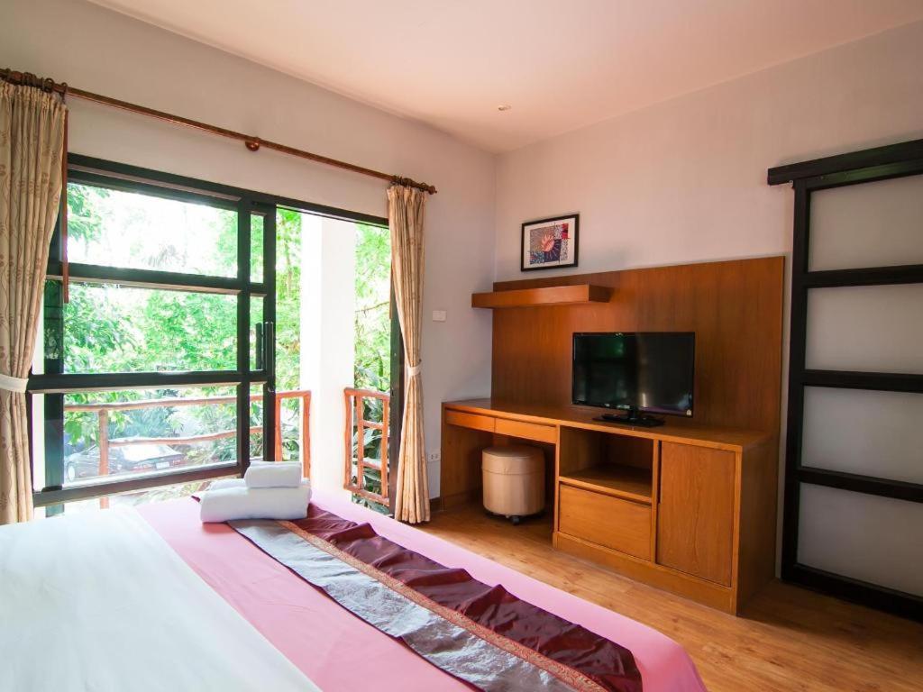 Chayada Garden House And Resort Hotel Накхонратчасима Экстерьер фото
